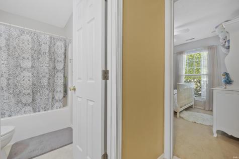 3805 Pine Needle Point Evansville IN 47715