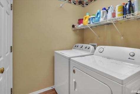 3805 Pine Needle Point Evansville IN 47715