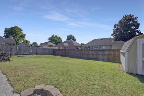 3805 Pine Needle Point Evansville IN 47715