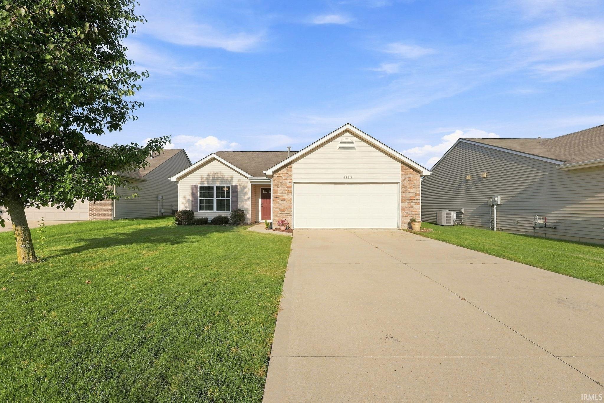 Fort Wayne IN, 12311 Hummingbird Cove