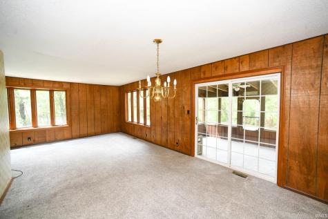 11080 N Pine Bluff Road Bicknell IN 47512