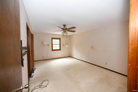 11080 N Pine Bluff Road Bicknell IN 47512