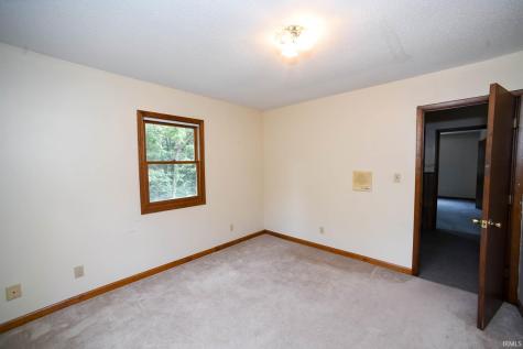 11080 N Pine Bluff Road Bicknell IN 47512