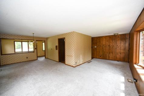11080 N Pine Bluff Road Bicknell IN 47512