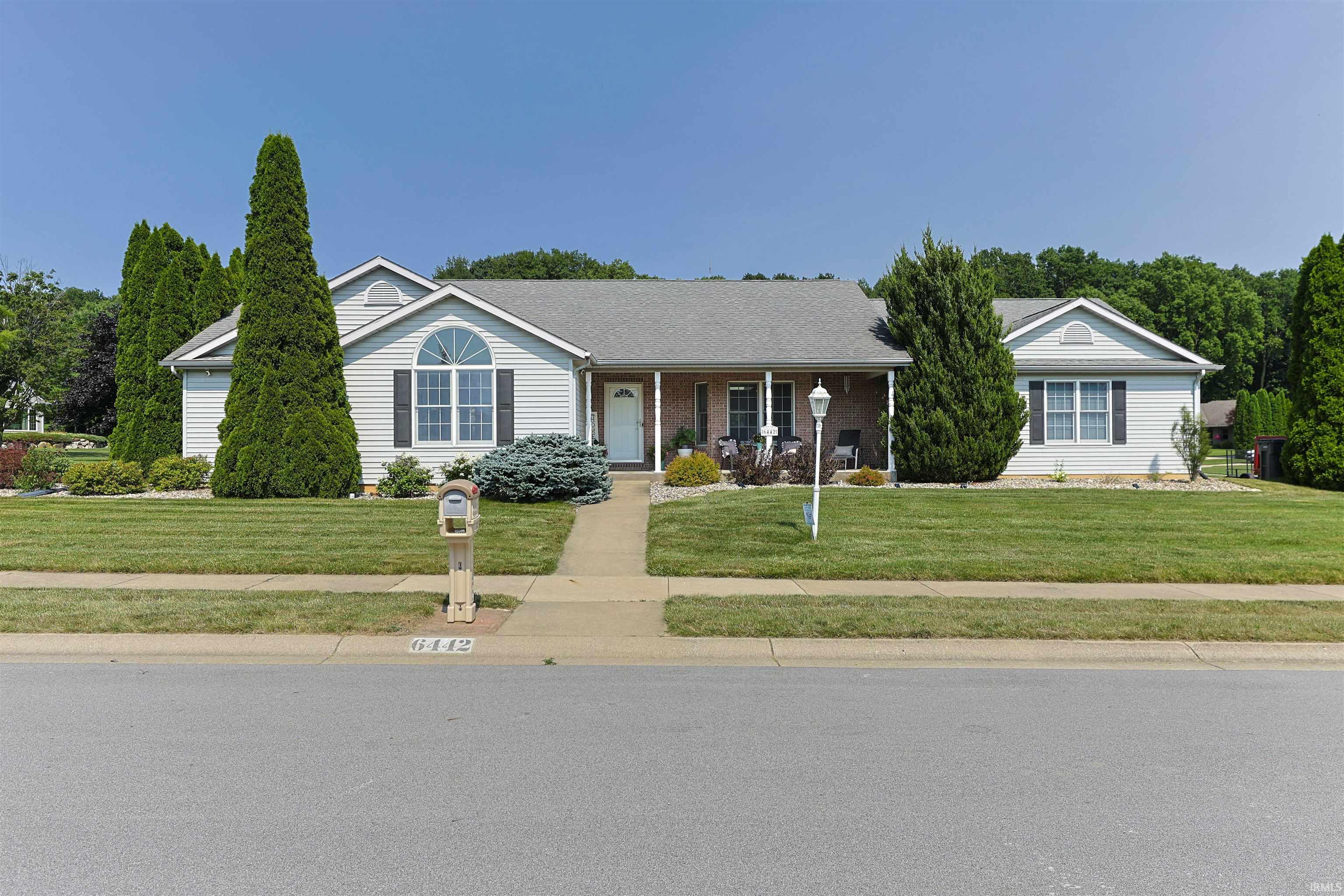 6442 Deerfield Trail South Bend IN 46614