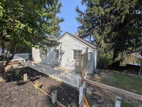 9142 E Koher Road Syracuse IN 46567