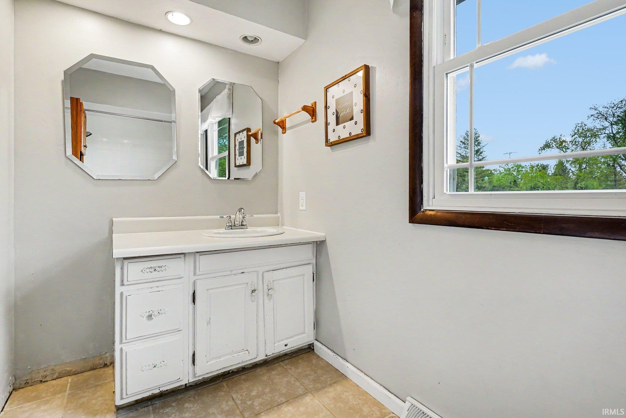 3004 Marshwood Road Goshen IN 46528