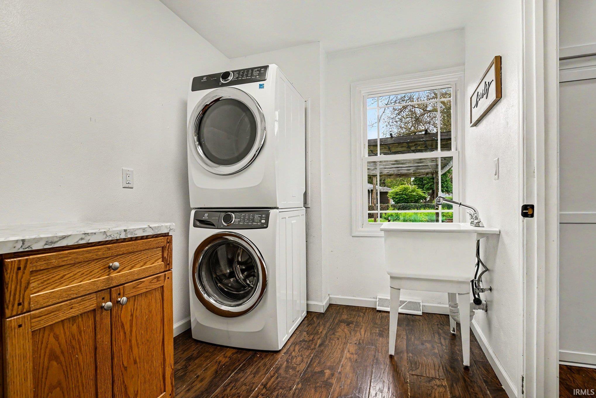 3004 Marshwood Road Goshen IN 46528