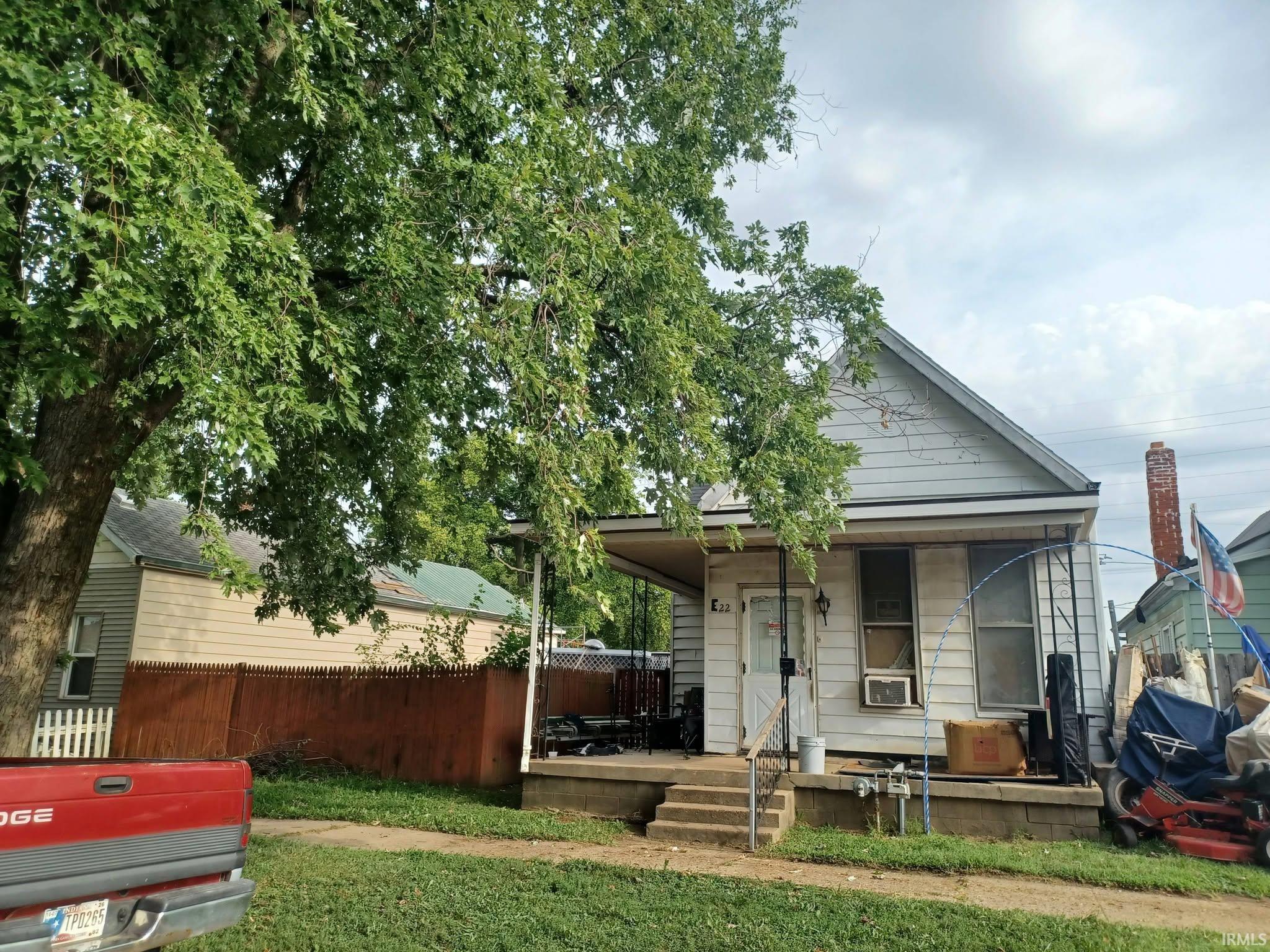 22 E Eichel Avenue Evansville IN 47710