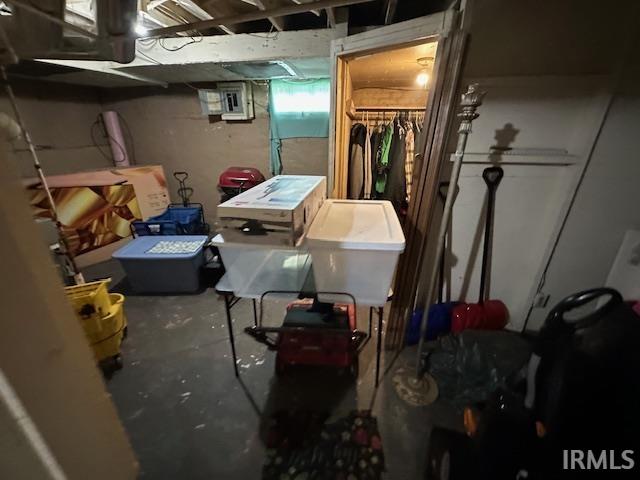 1714 S Twyckenham Drive South Bend IN 46613