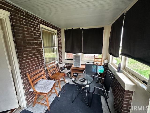1714 S Twyckenham Drive South Bend IN 46613