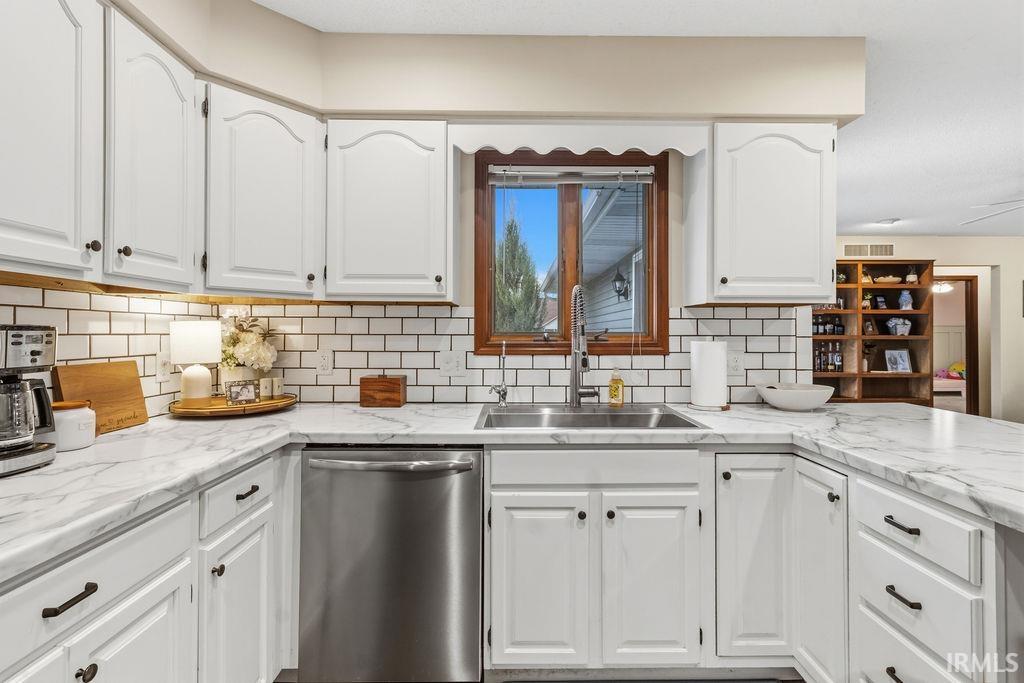 202 Sandpoint Drive Warsaw IN 46582