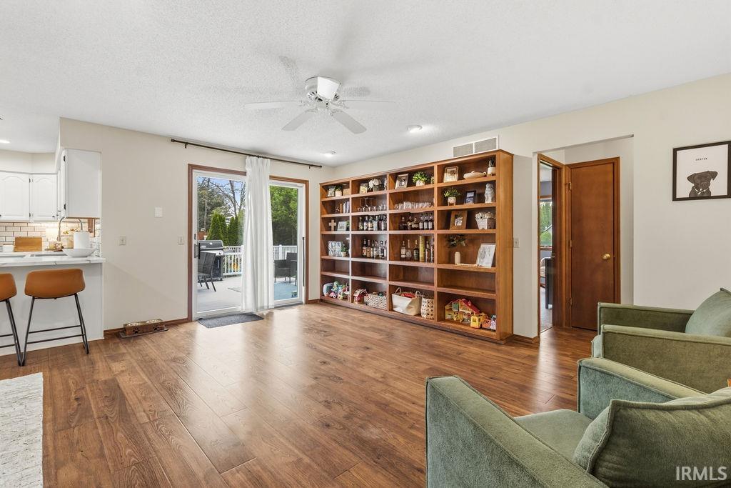 202 Sandpoint Drive Warsaw IN 46582