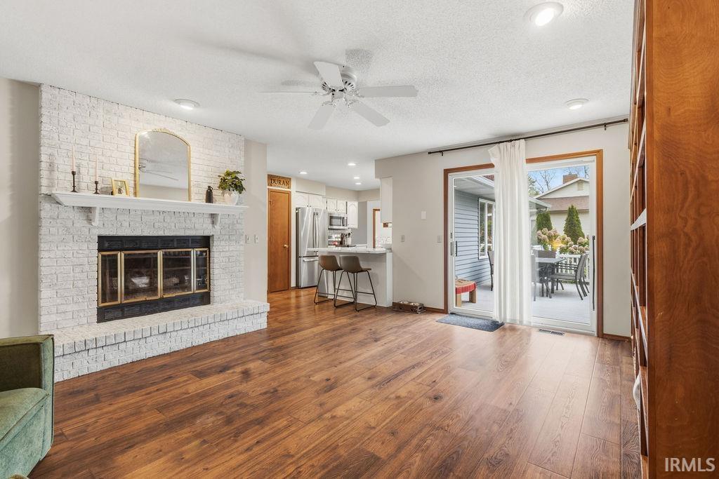 202 Sandpoint Drive Warsaw IN 46582