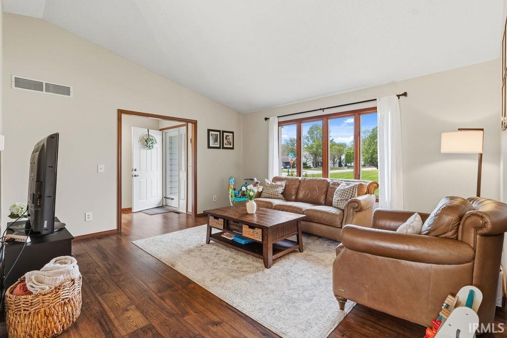 202 Sandpoint Drive Warsaw IN 46582