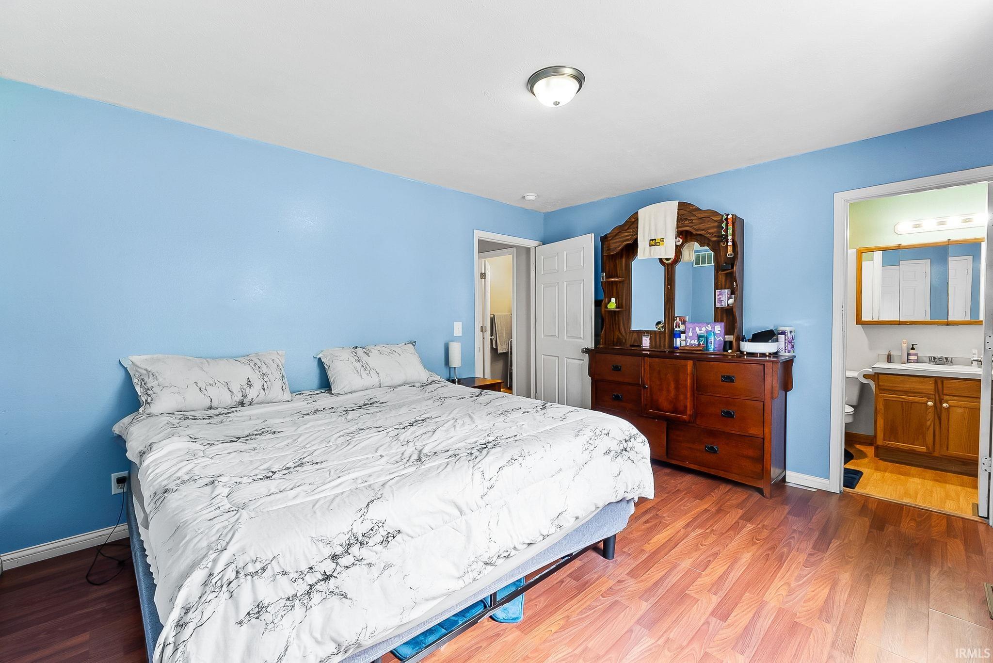 58703 Sun Valley Boulevard Goshen IN 46528