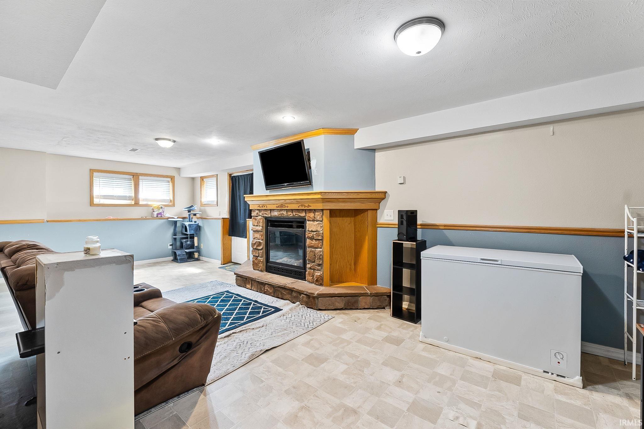 58703 Sun Valley Boulevard Goshen IN 46528