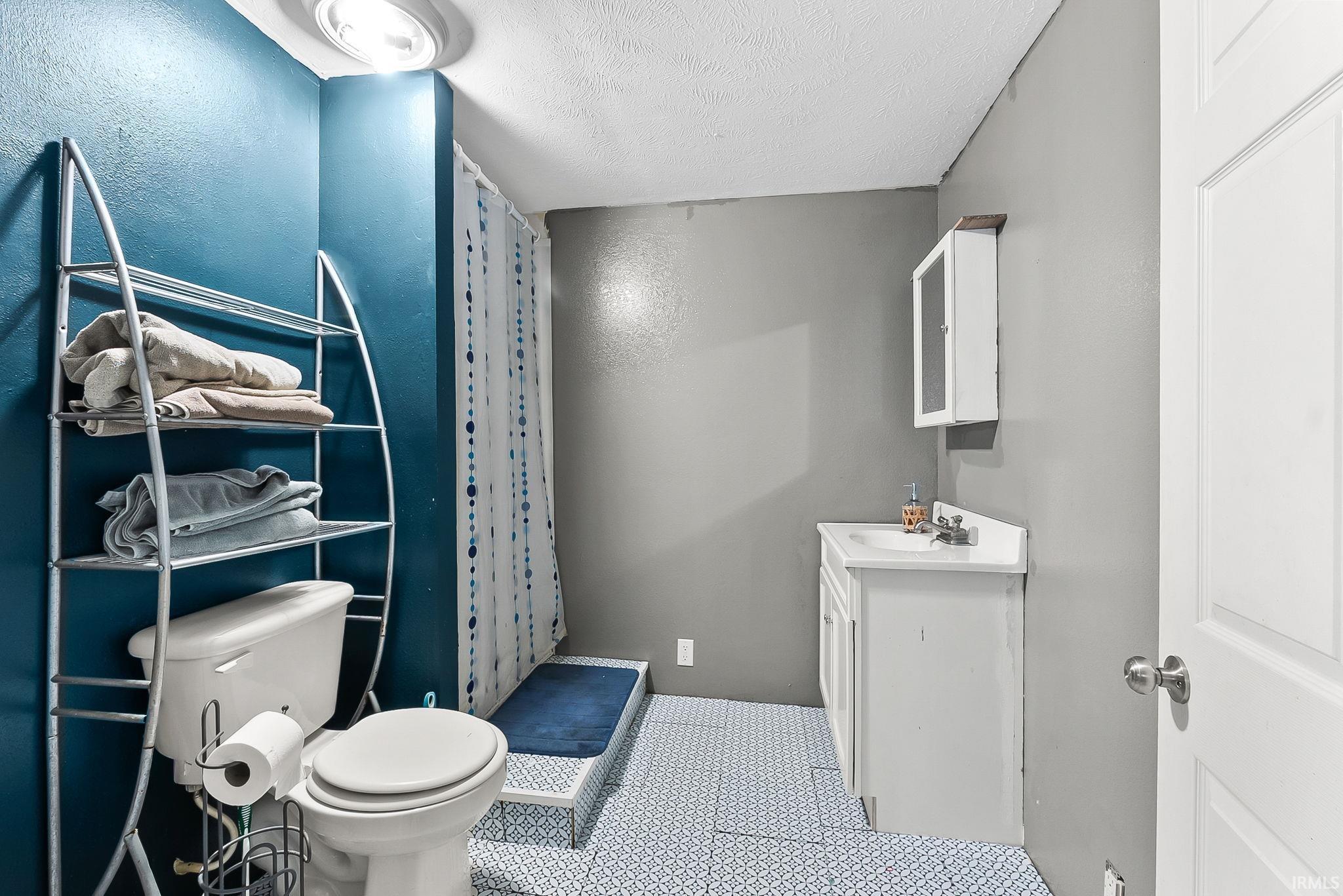 58703 Sun Valley Boulevard Goshen IN 46528