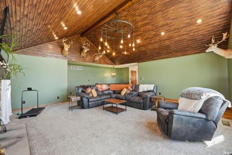 10670 S 100 W Road Silver Lake IN 46982