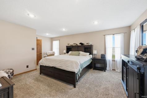 10670 S 100 W Road Silver Lake IN 46982