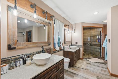 10670 S 100 W Road Silver Lake IN 46982