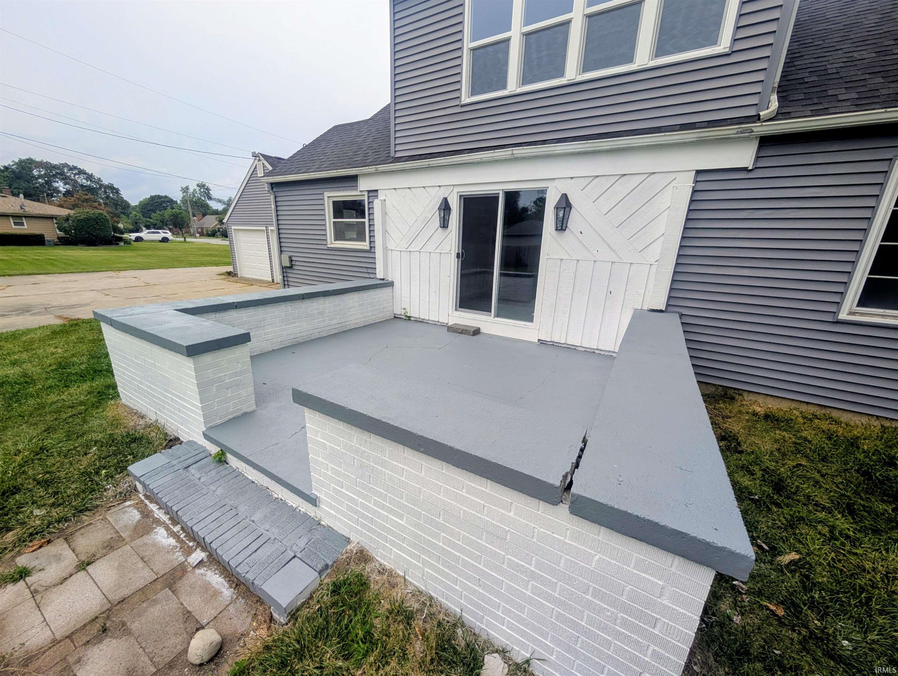 711 W Lusher Avenue Elkhart IN 46516