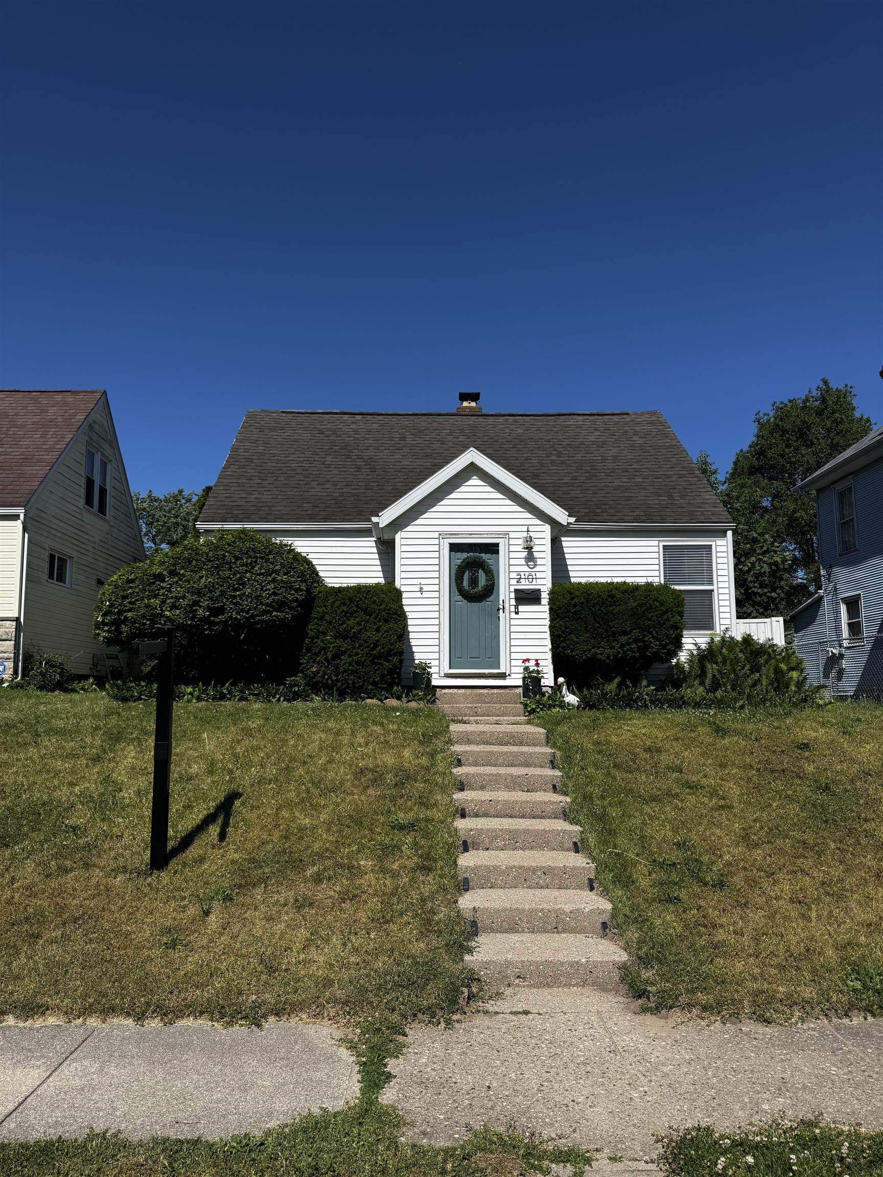 2101 S Dorothy Street South Bend IN 46613