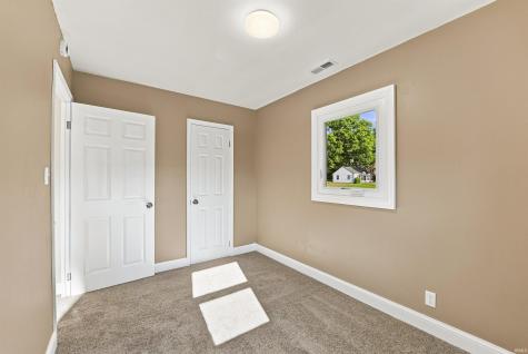 2101 Shadybrook Drive Fort Wayne IN 46803