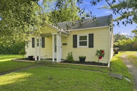2101 Shadybrook Drive Fort Wayne IN 46803