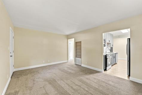 2101 Shadybrook Drive Fort Wayne IN 46803