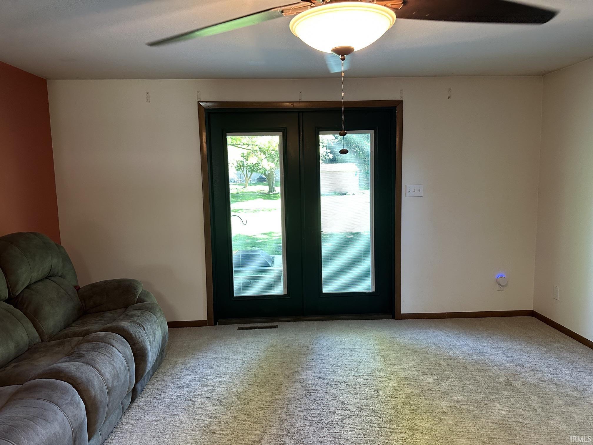 937 W 8th Street Rochester IN 46975