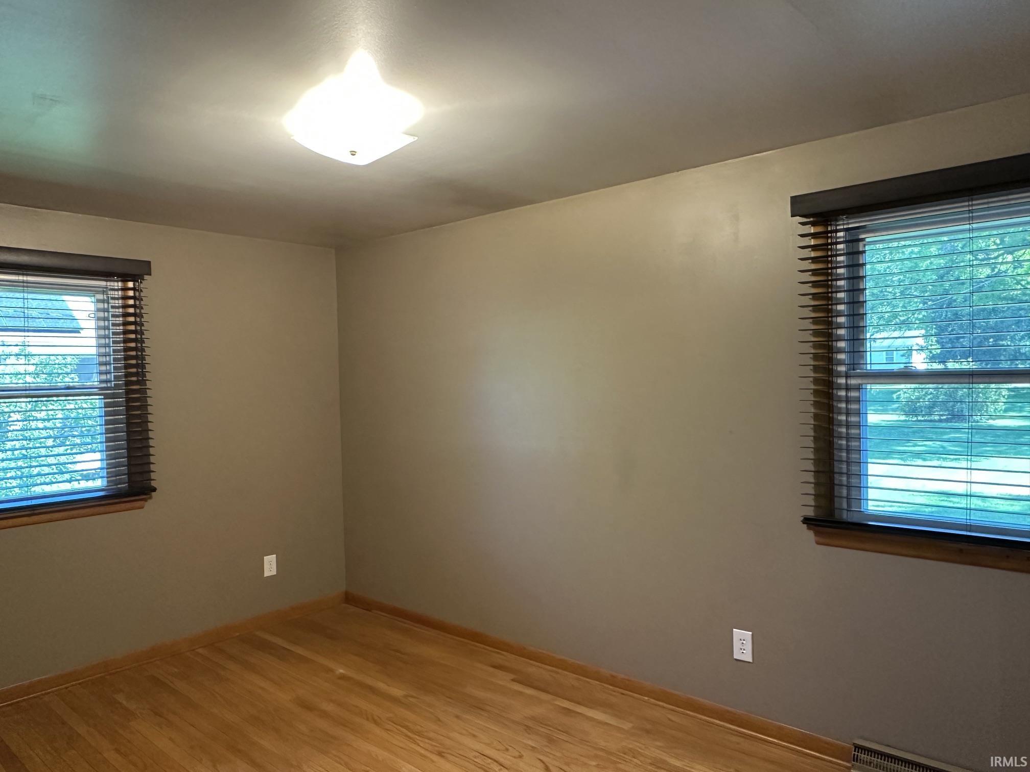 937 W 8th Street Rochester IN 46975