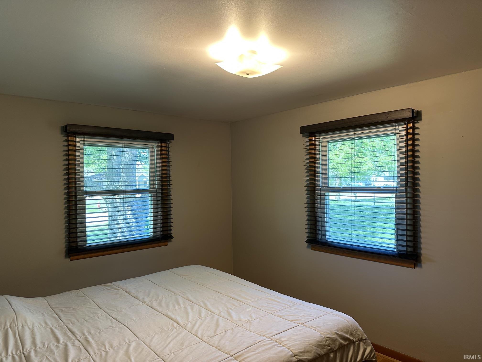 937 W 8th Street Rochester IN 46975