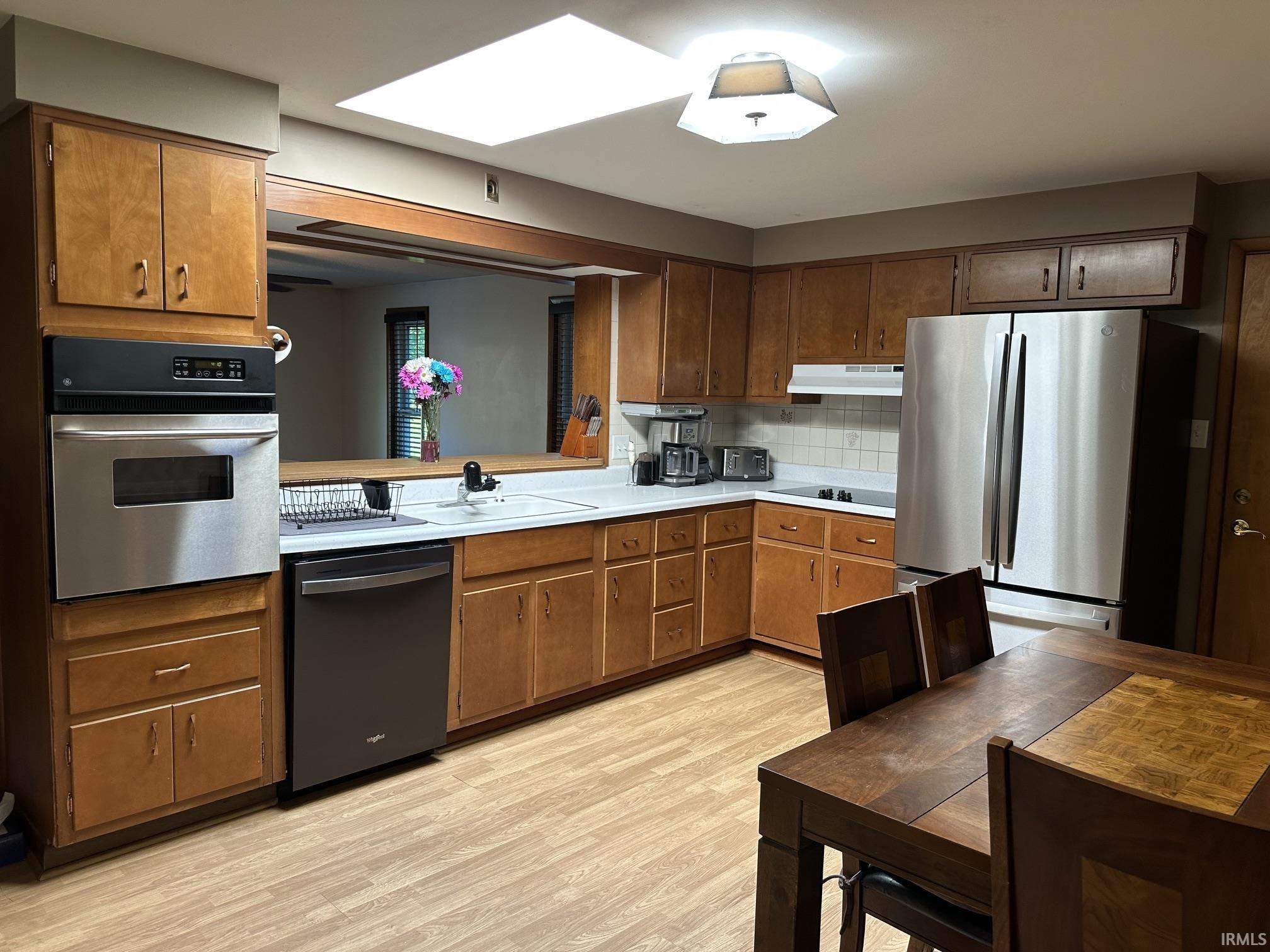 937 W 8th Street Rochester IN 46975