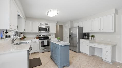 8112 Tewksbury Court Fort Wayne IN 46835