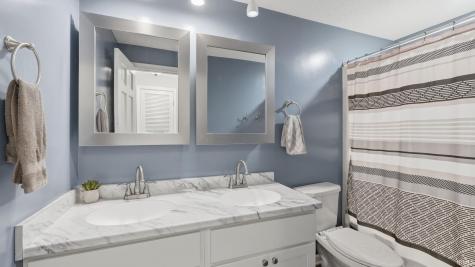 8112 Tewksbury Court Fort Wayne IN 46835