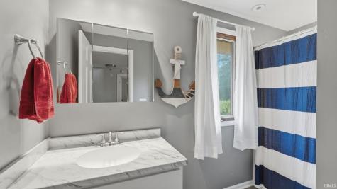 8112 Tewksbury Court Fort Wayne IN 46835