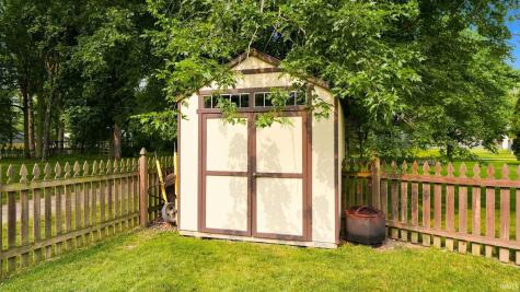 8112 Tewksbury Court Fort Wayne IN 46835