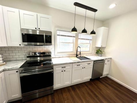 204 W Depot Street Bruceville IN 47516