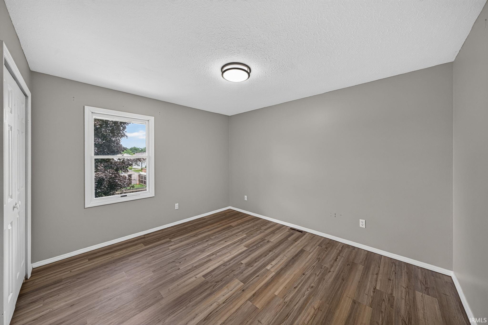5608 Trippel Drive Mishawaka IN 46545