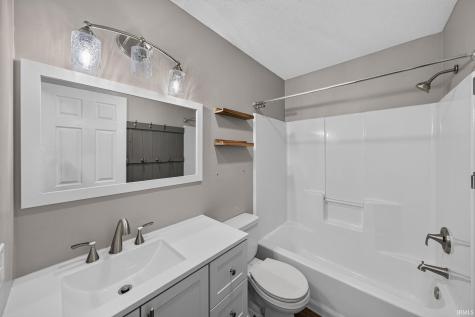 5608 Trippel Drive Mishawaka IN 46545