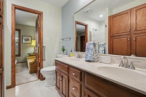 1106 Clermont Drive South Bend IN 46617