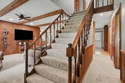 1106 Clermont Drive South Bend IN 46617