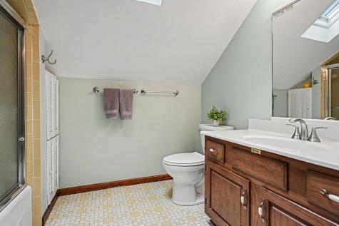 1106 Clermont Drive South Bend IN 46617
