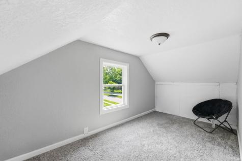 118 Burns Boulevard Fort Wayne IN 46807
