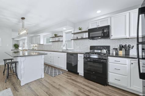 824 Lavina Street Fort Wayne IN 46802