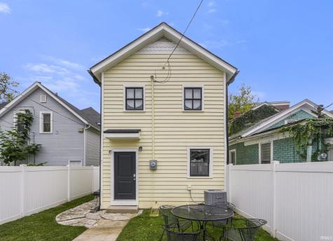 824 Lavina Street Fort Wayne IN 46802