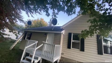 1158 E Summit Street Wawaka IN 46794