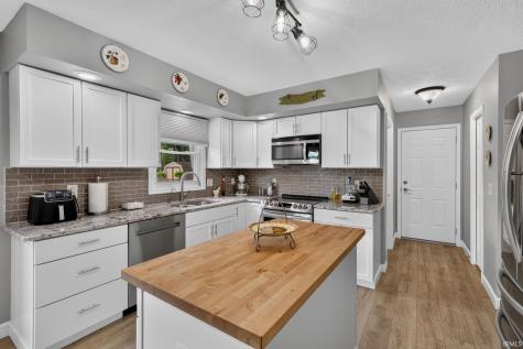52116 Falcon Chase Drive Granger IN 46530