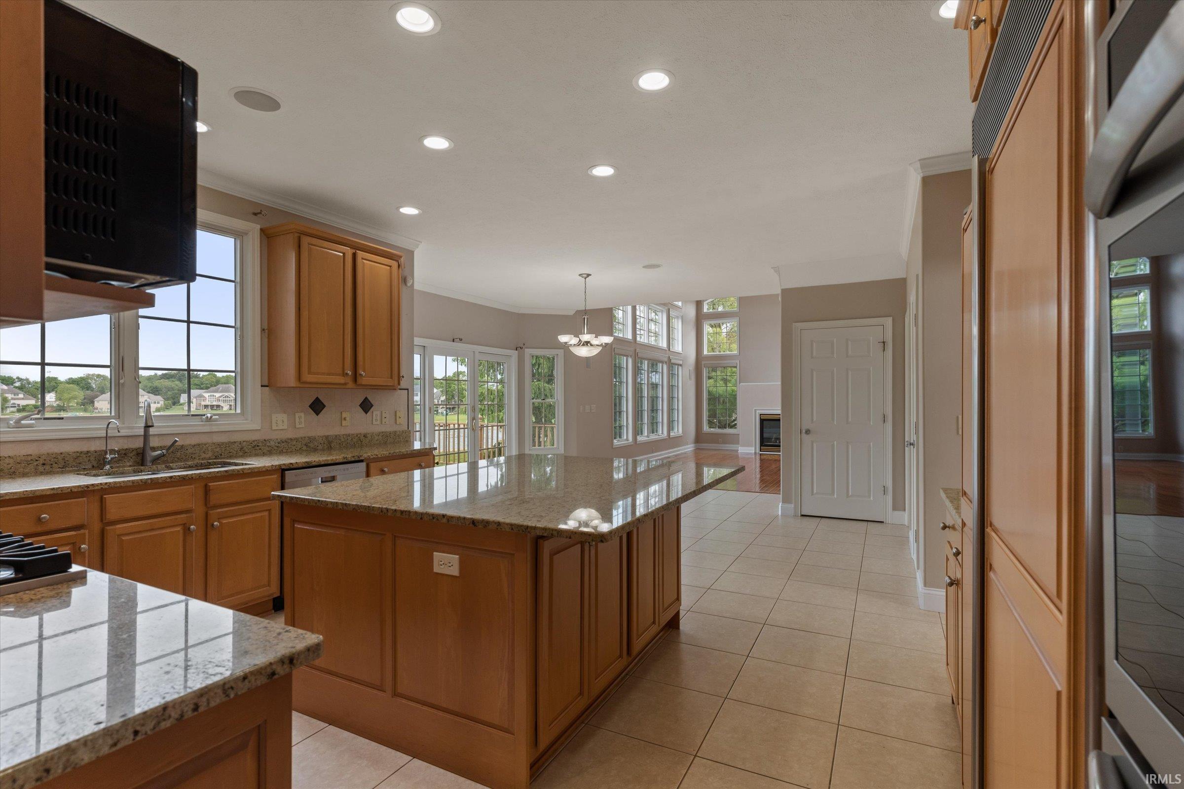 51344 Amesburry Way Granger IN 46530